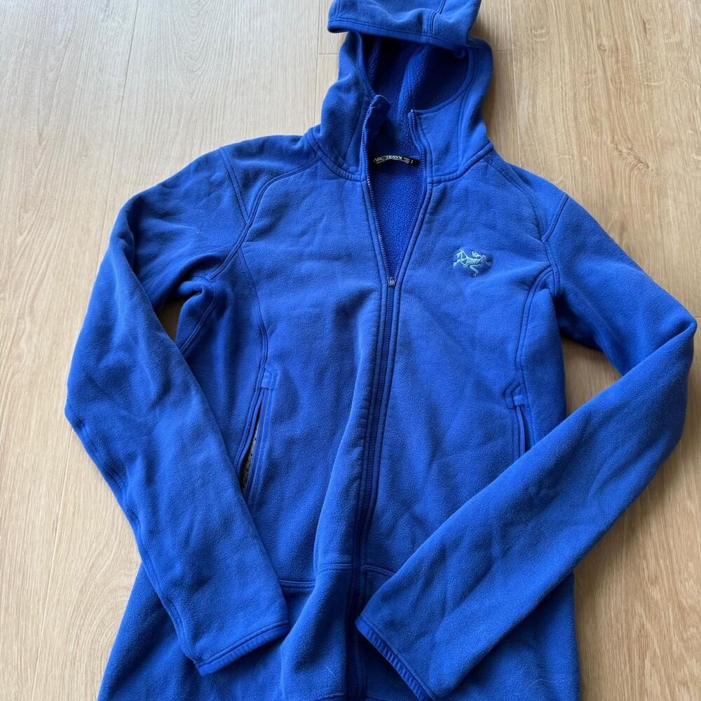 Arc-Teryx Men's Blue Jacket